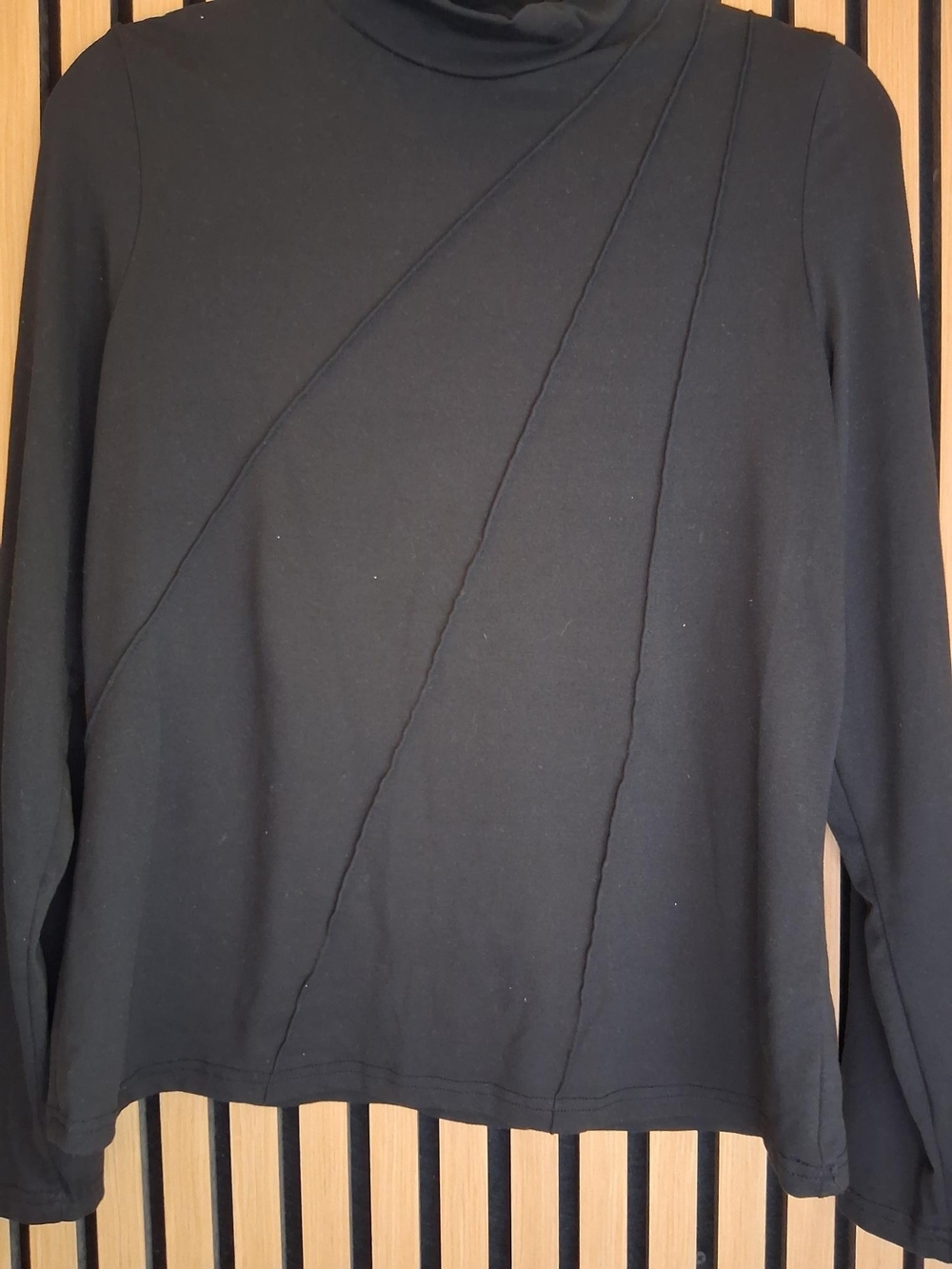 Black Women's Long-Sleeve Sweater